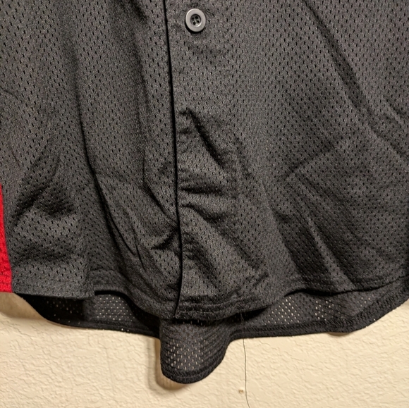 Lug Nuts Black and Red Jersey - Picture 6 of 9